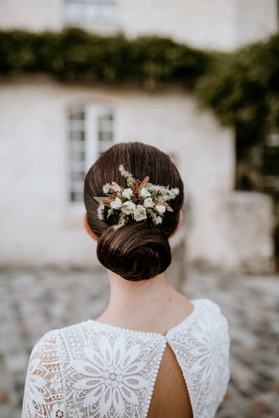Peigne fleuri
