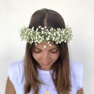 Couronne cheveux en gypsophile, idéale pour un baptême ou une communion