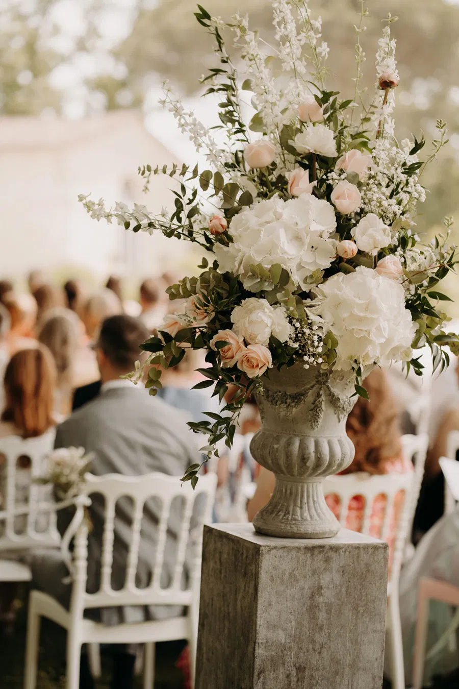 Composition alliant romantisme et élégance