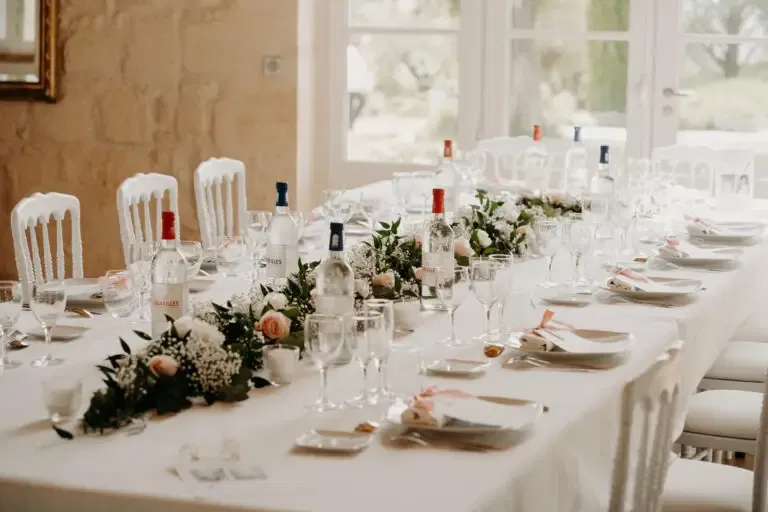 Mariage Château Gassie arche florale Serre Sauvage